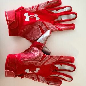 Youth Under Armour Football Gloves